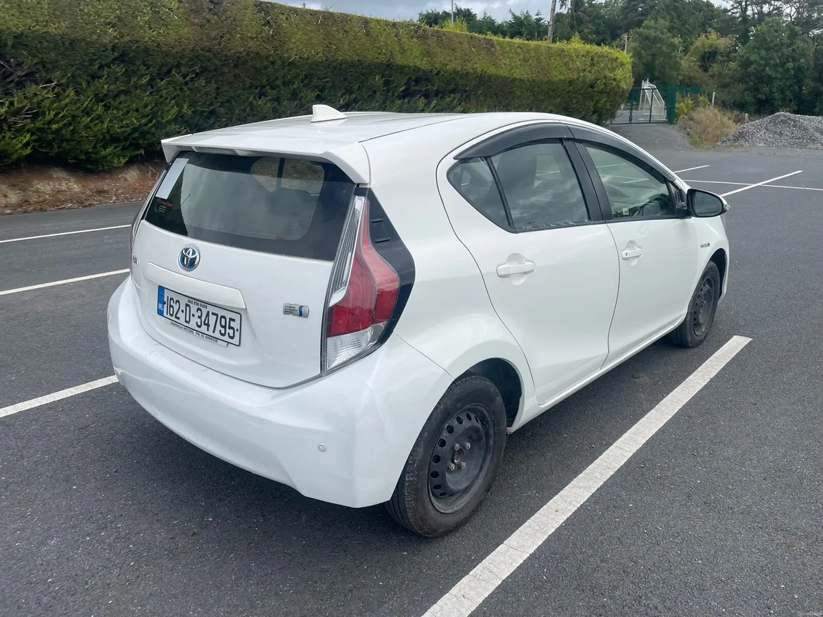 Toyota Aqua - Image 5