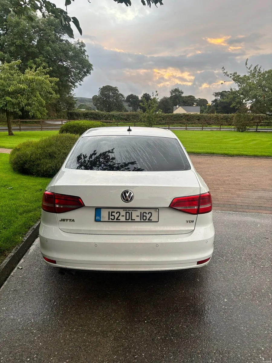 Volkswagen Jetta - Image 6