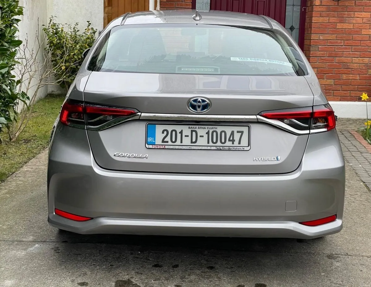 Toyota Corolla 2020 Hybrid 1.8 Petrol - Image 2