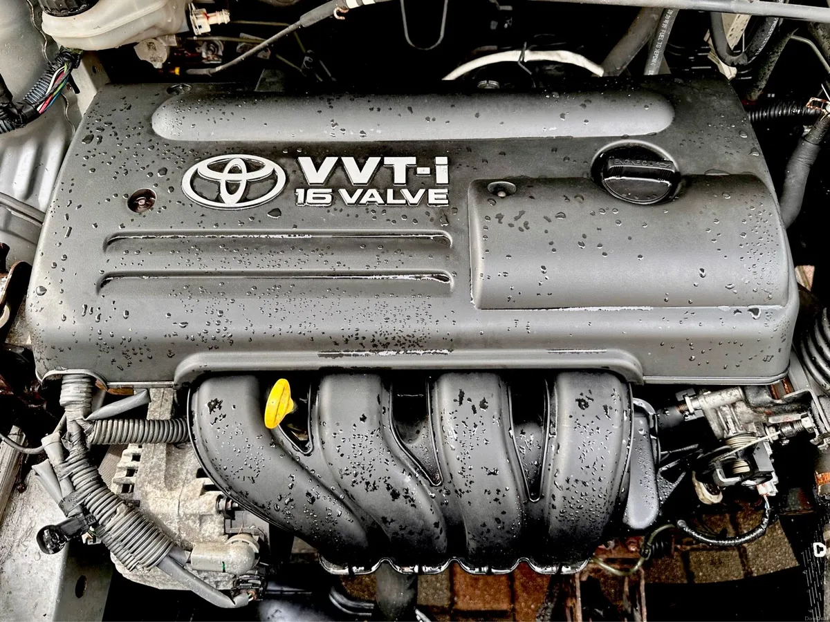 2010 Toyota Corolla - Immaculate Inside & out - Image 3