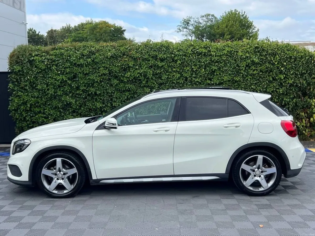 Mercedes-Benz GLA GLA180 AMG-LINE 1.6 AUTO // TILT - Image 4