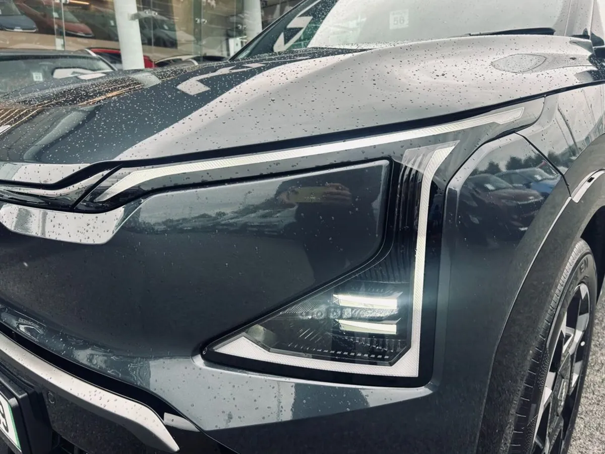 Kia EV5 GT Line (Demonstration model) - Image 6