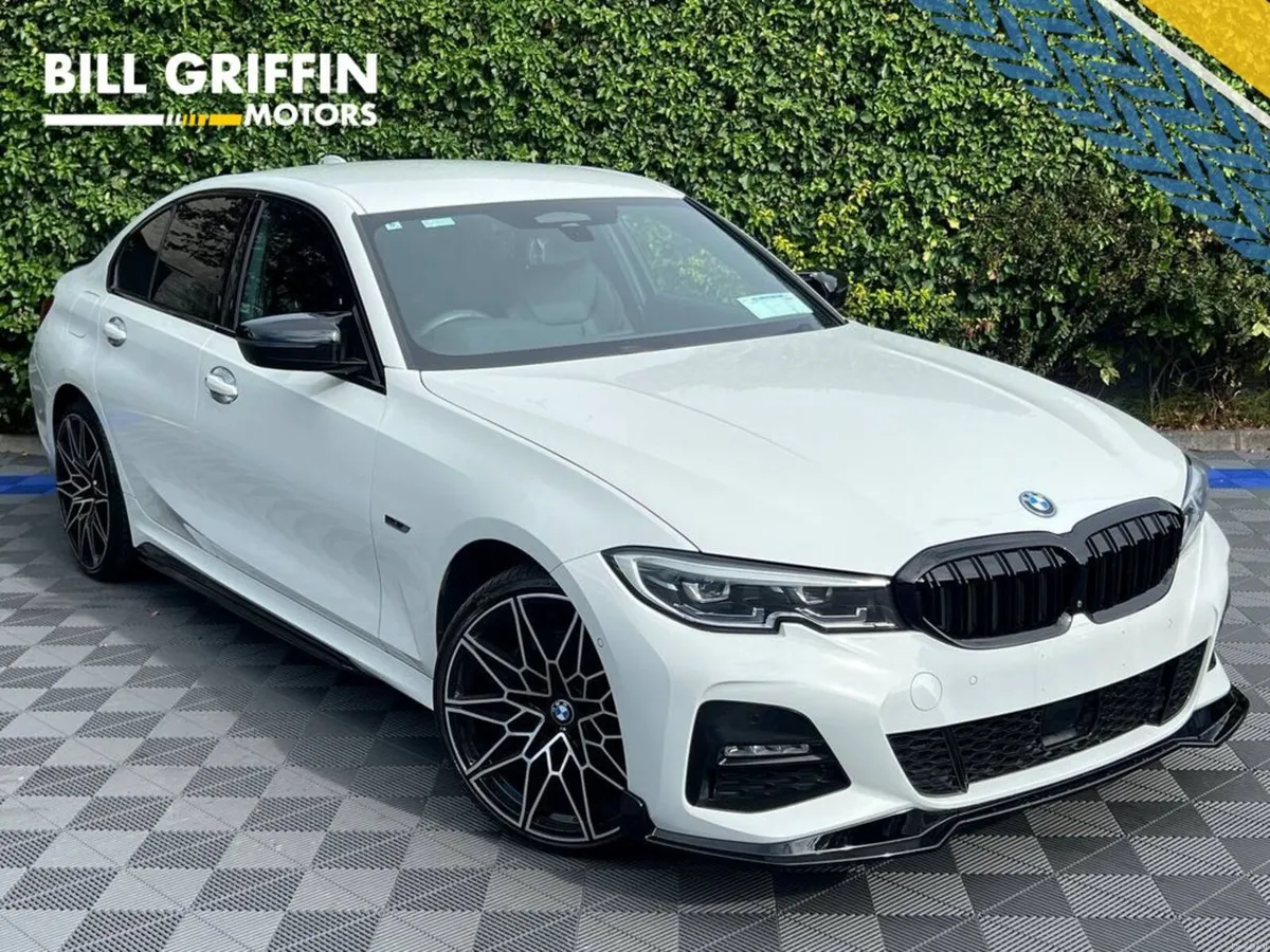 BMW 3-Series 330e M-SPORT COMPETITION 2.0 HYBRID / - Image 1