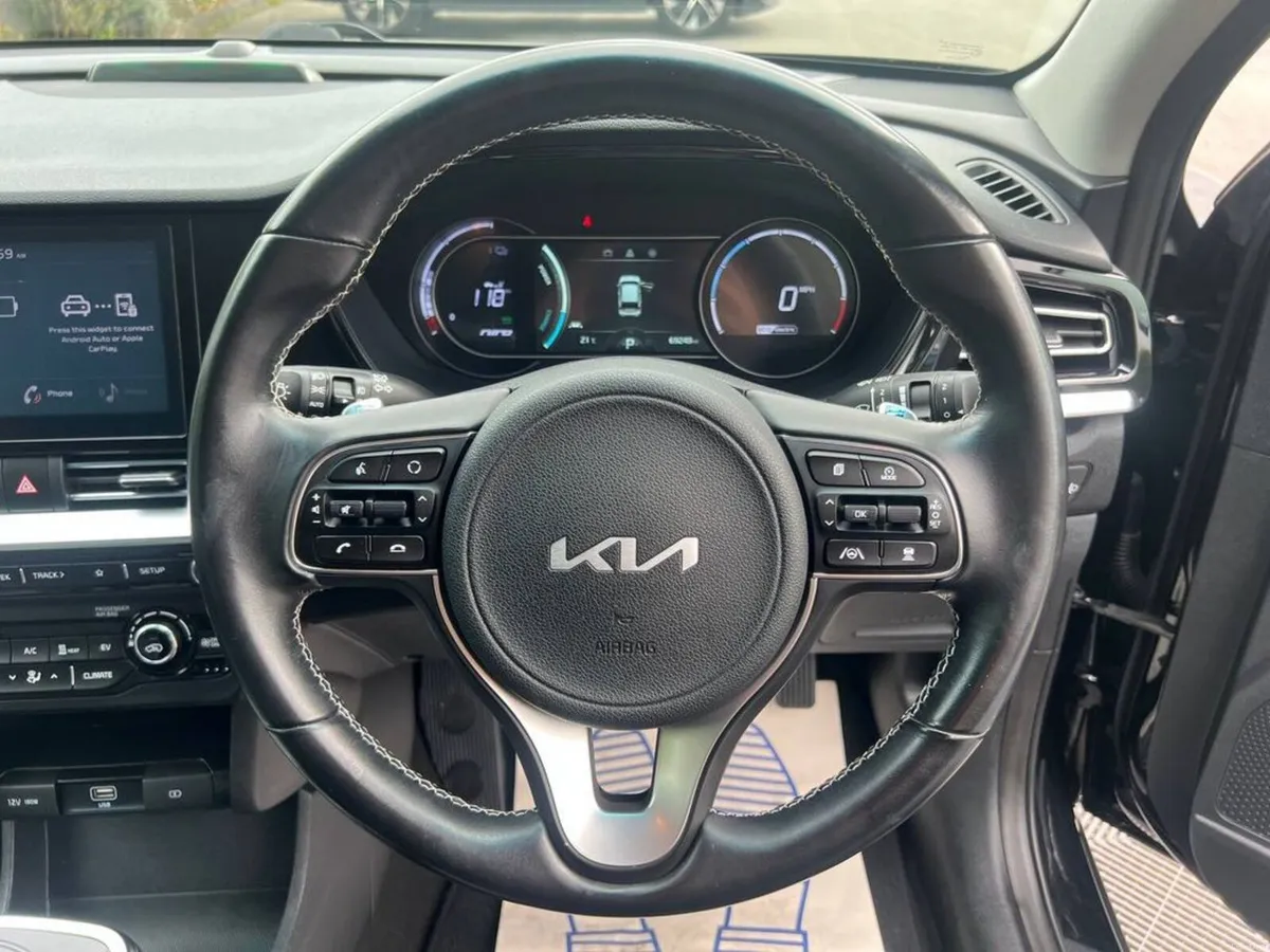 Kia e-Niro 2 EV 64KWH // SERVICE HISTORY // ANDROI - Image 4
