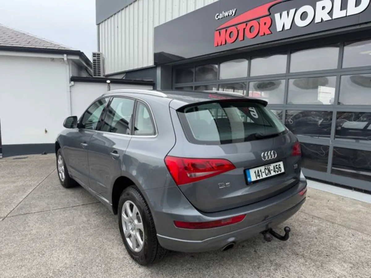 Audi Q5 2.0 TDI 150 QUATTRO 4DR - Image 2