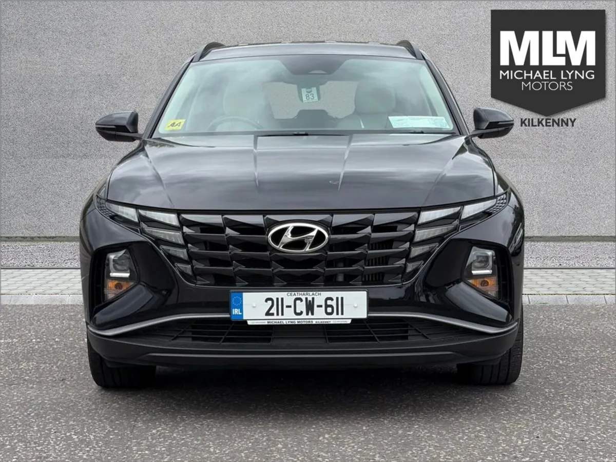 Hyundai Tucson ix35 Executive 2WD 5DR - Image 2
