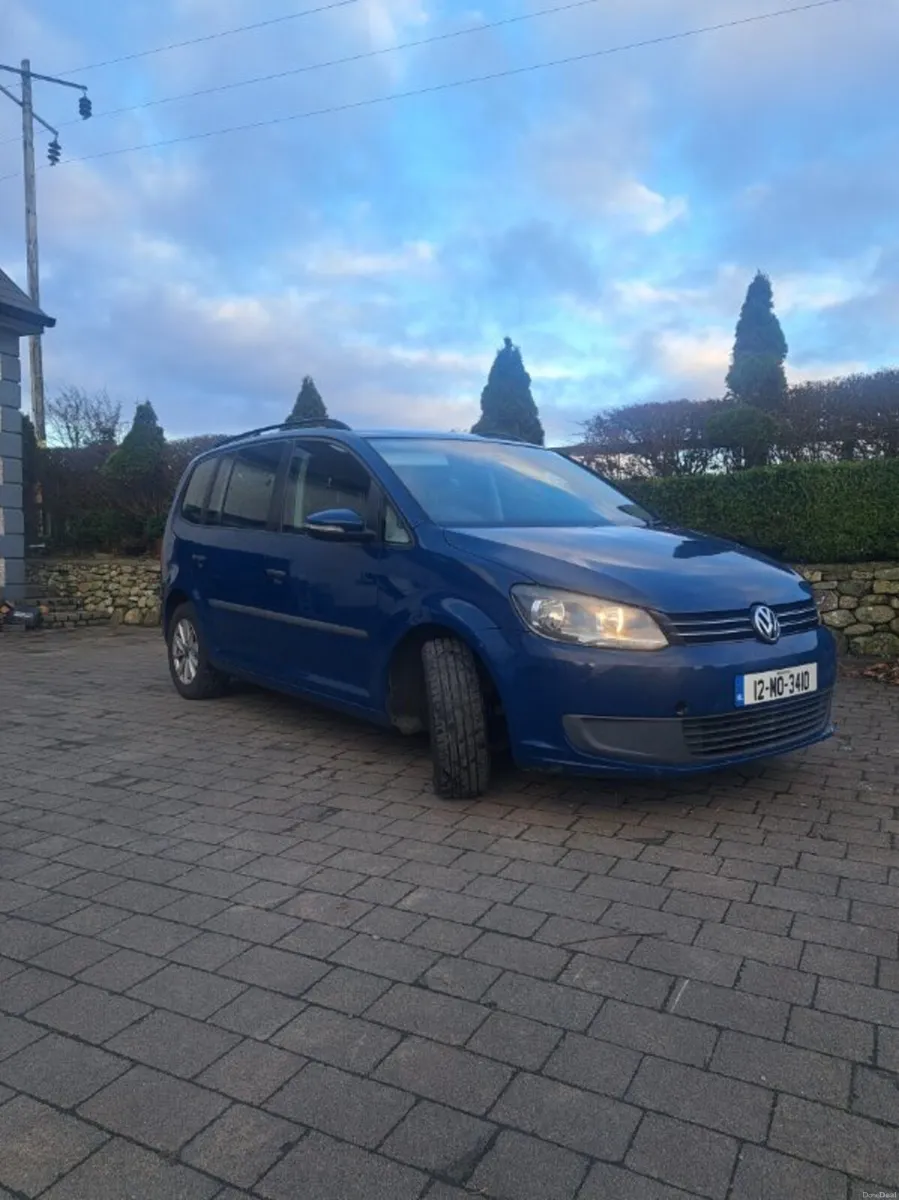 Volkswagen Touran - Image 1