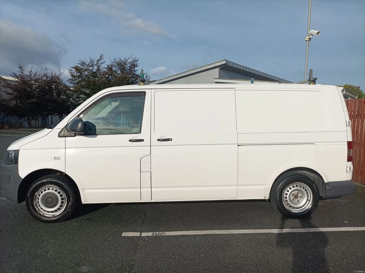 131 Volkswagen Transporter 07/27 CVRT 2.0L - Image 4