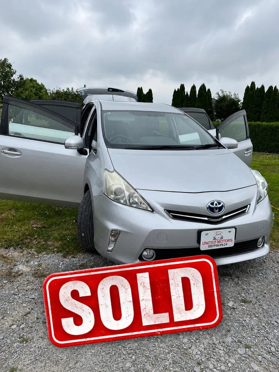 Toyota Prius Alpha 7 Seater1.8  Hybrid  For Sale - Image 1