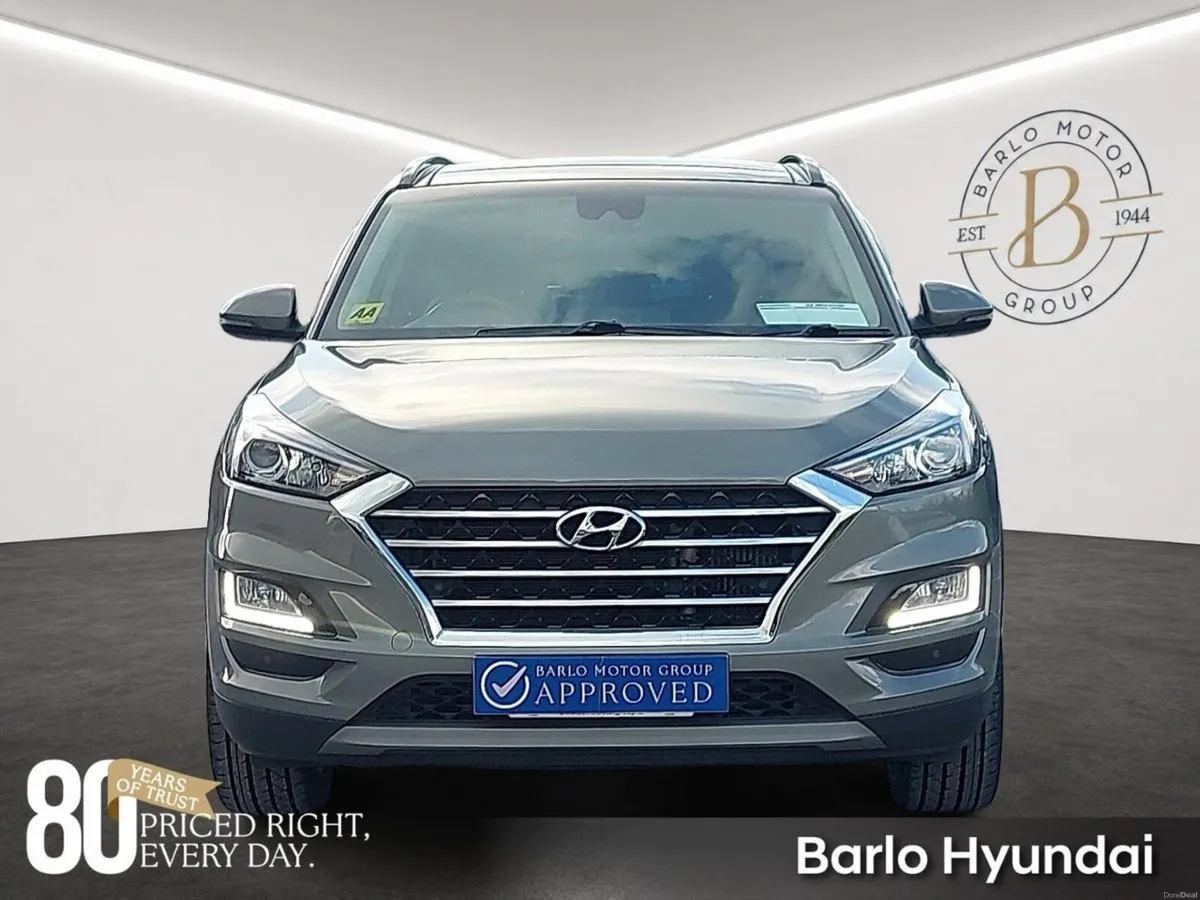 Hyundai Tucson Premium 1.6CRDi **LOW MILEAGE** - Image 3