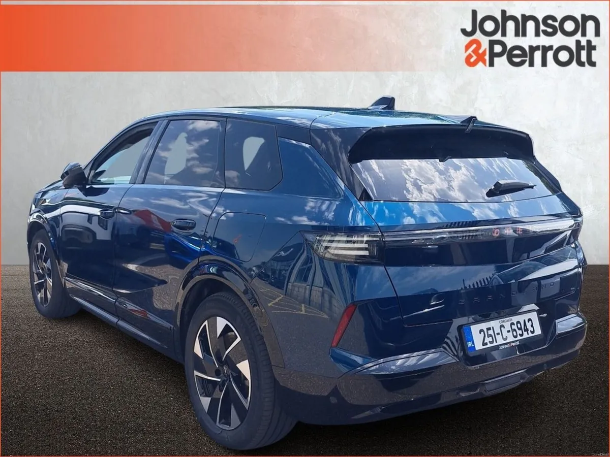 Opel Grandland GS 73 kWh BEV - Image 2