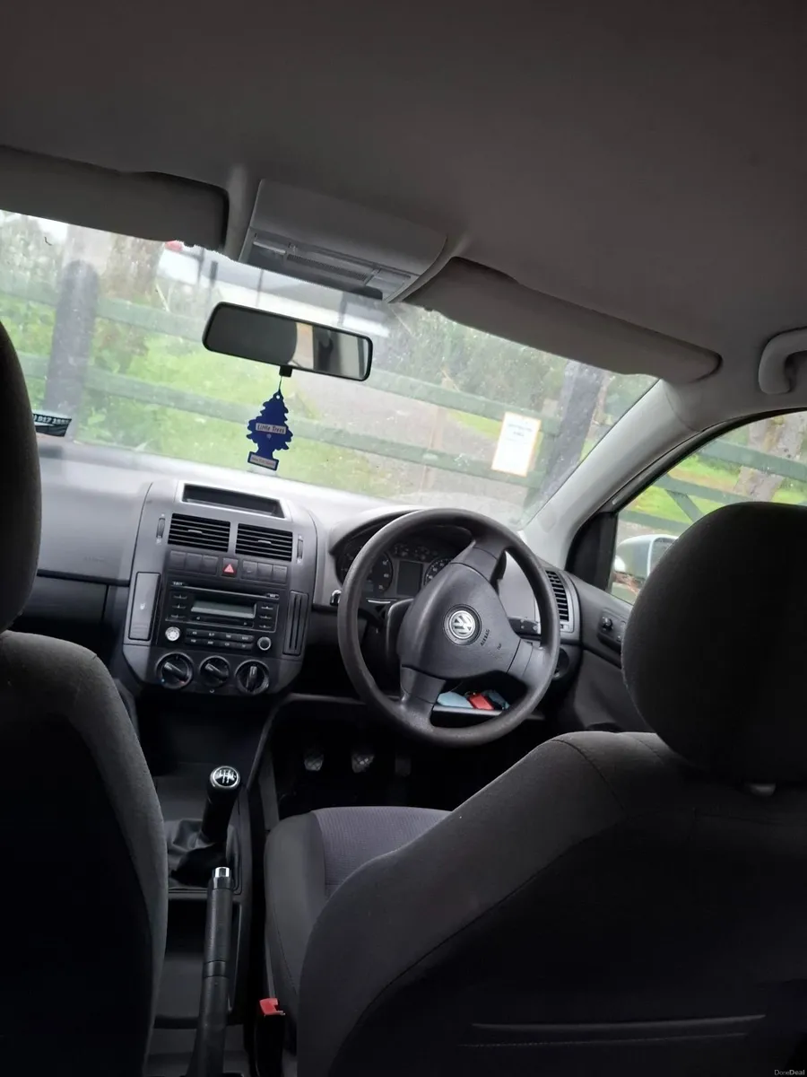 Volkswagen Polo 2007 - Image 2