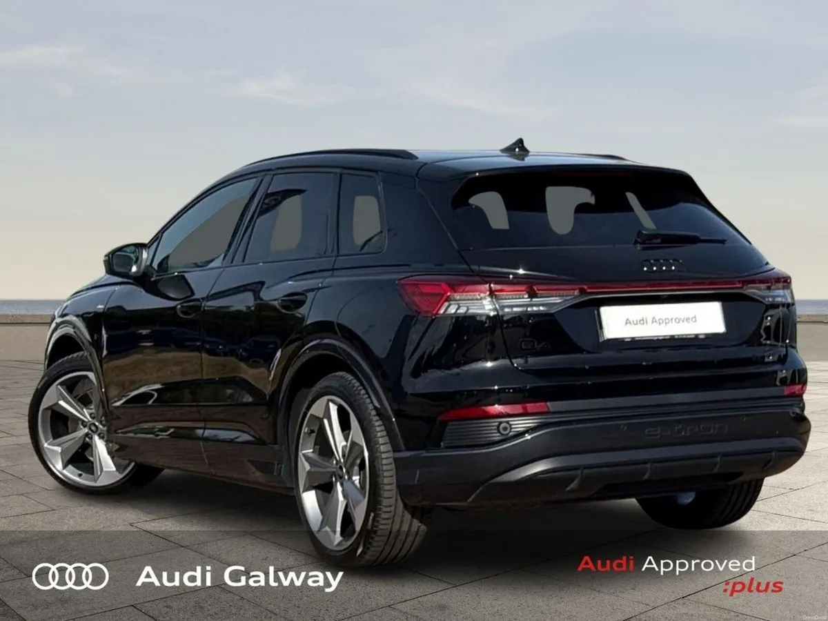 Audi Q4 e-tron 45 BLACK EDITION 286PS A/T *BIG BAT - Image 4