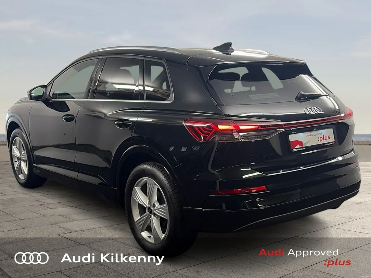Audi Q4 e-tron Advance with Exclusive Pack (Electr - Image 5