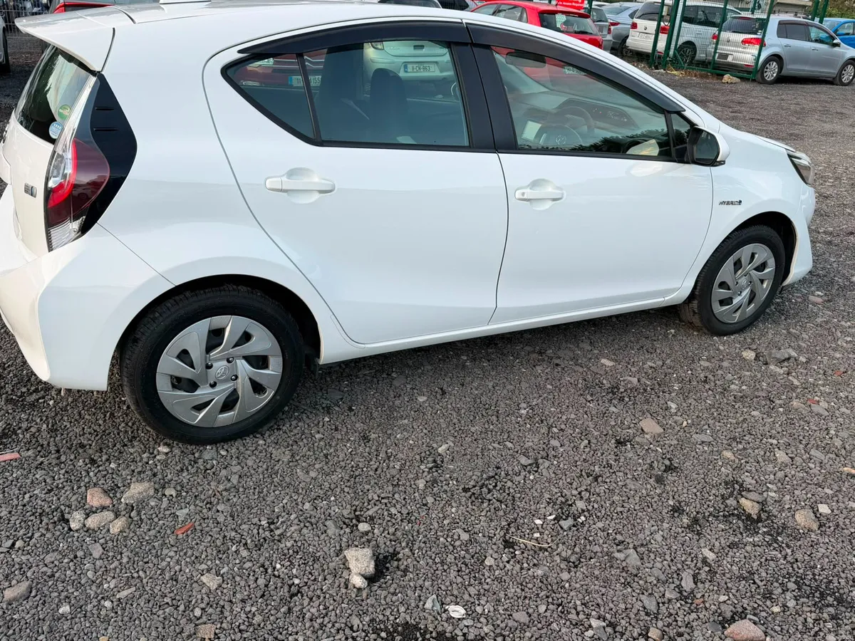 2019 Toyota Aqua 1.5 Hybrid Automatic | Economical - Image 5