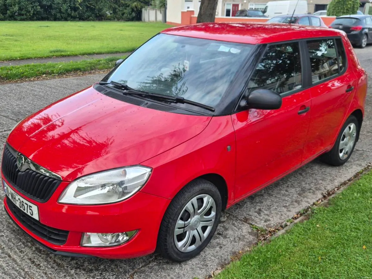 2010 Skoda fabia (tax and tested) - Image 4