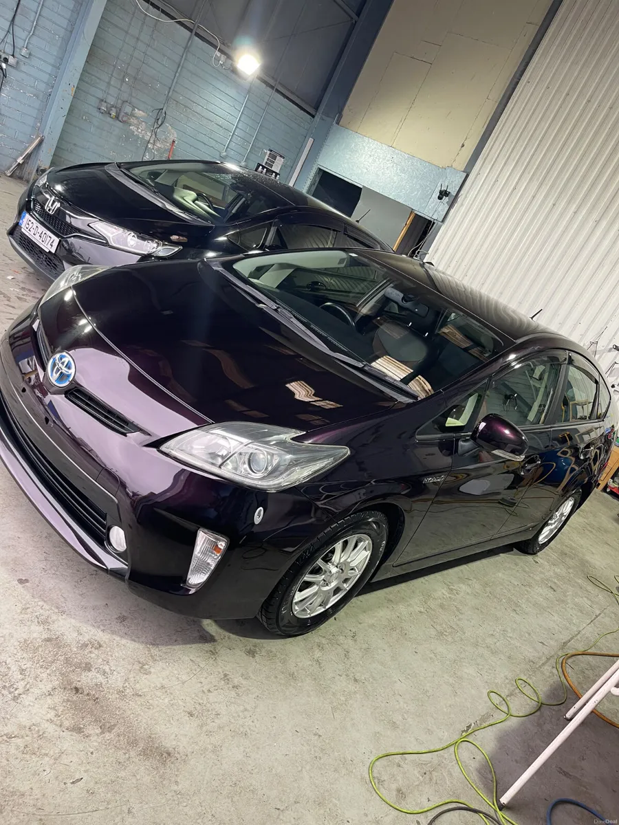 2012 Toyota Prius hybrid leather spec - Image 6