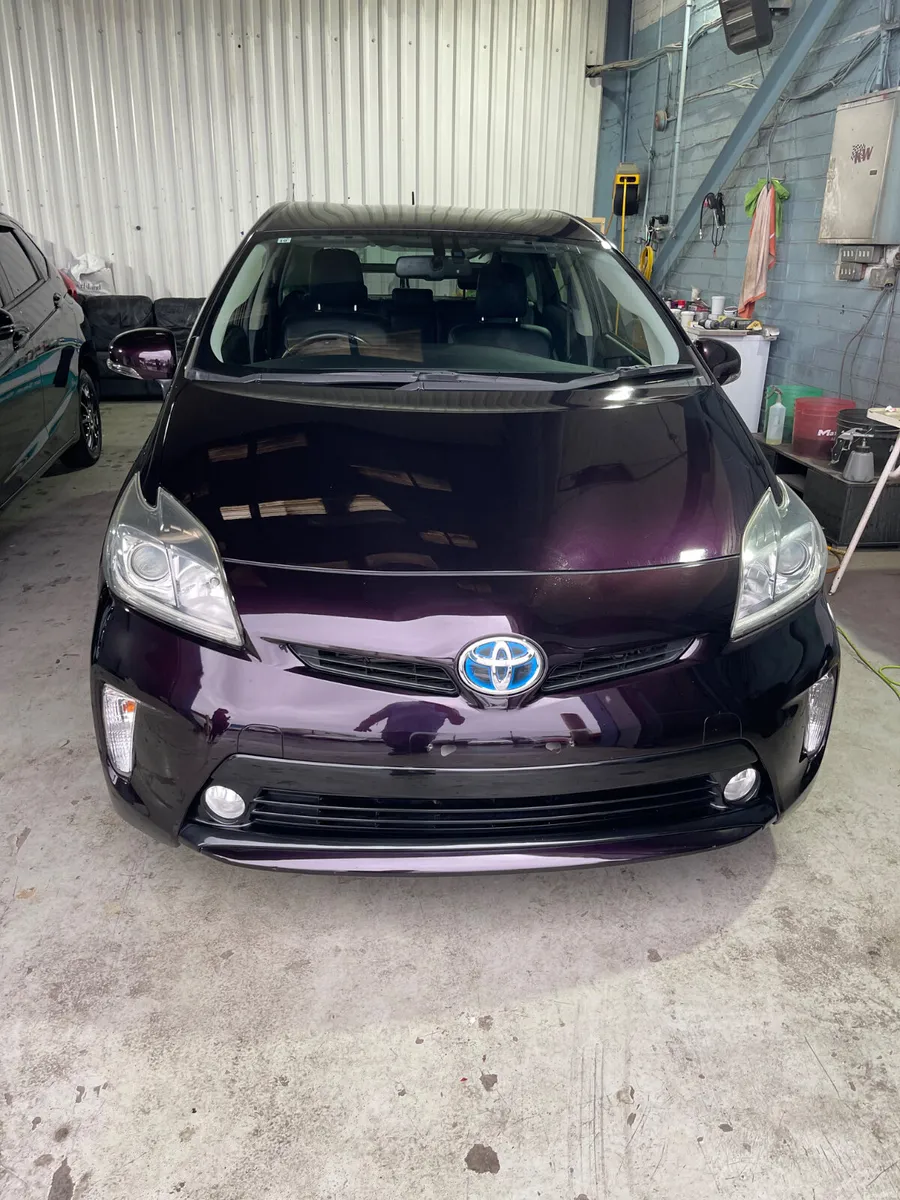 2012 Toyota Prius hybrid leather spec - Image 5