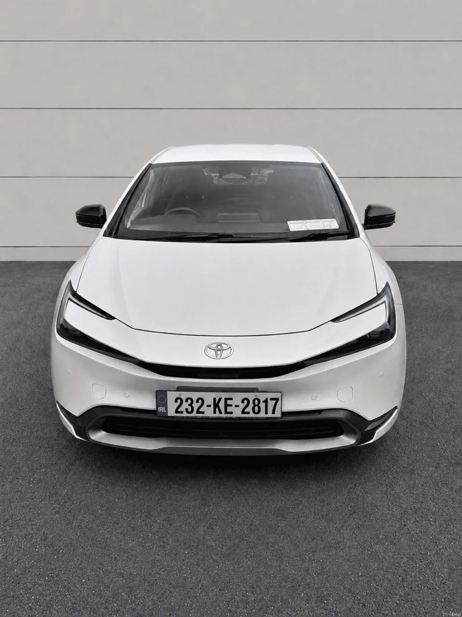 TOYOTA PRIUS HYBRID 35K ONLY LIKE NEW CAR APPLE PL - Image 5