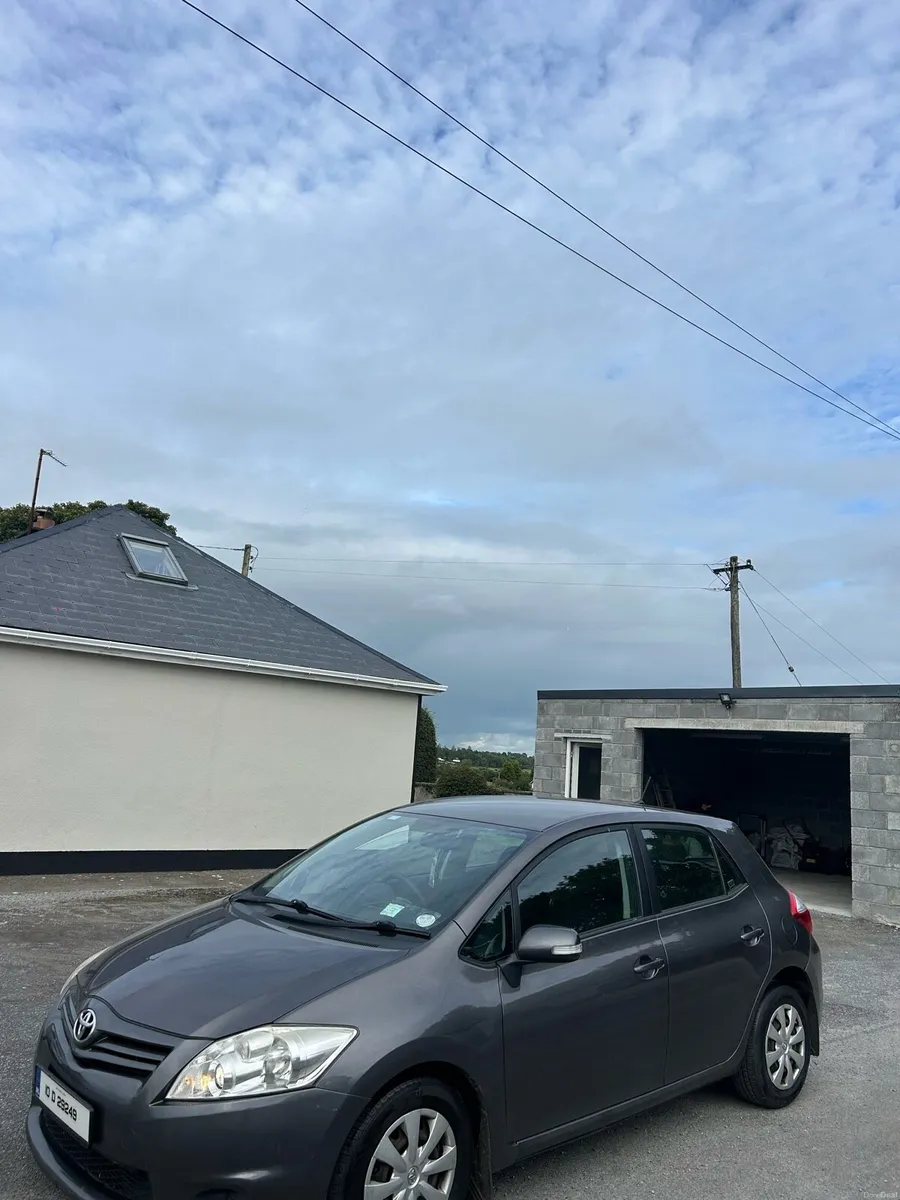 1.4D4D Toyota Auris 15 months NCT - Image 4