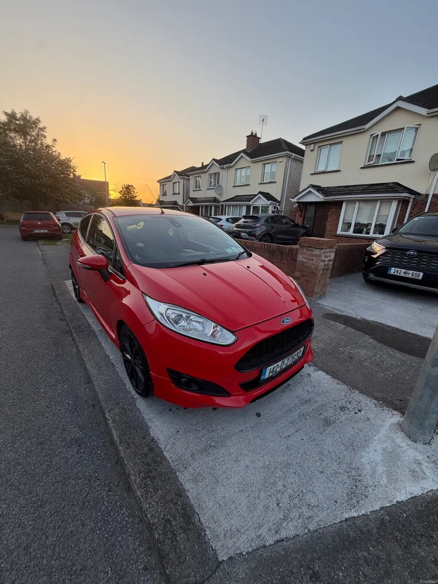Ford Fiesta S-line  2014 - Image 4