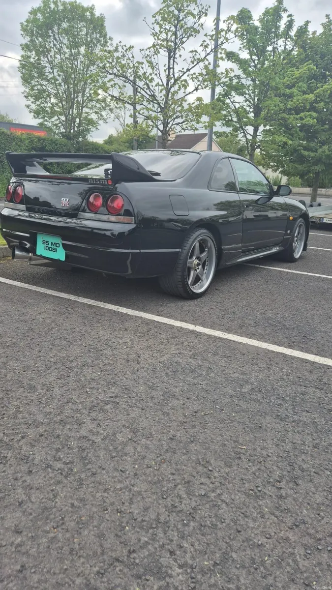 1995 nissan skyline r33 gtr - Image 2