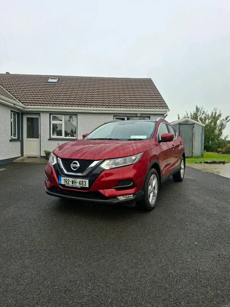 2019 Nissan Qashqai 1.5 dCi – Panoramic Roof - Image 3