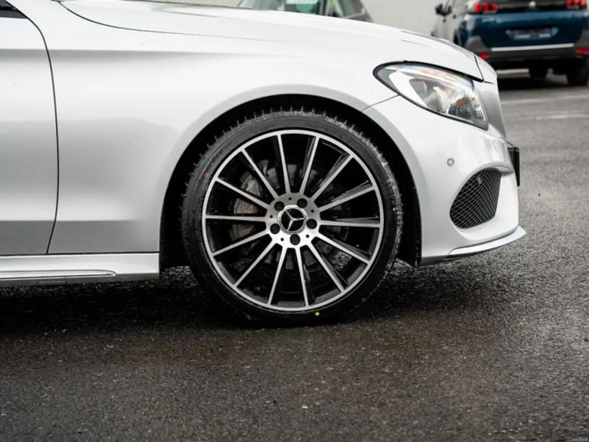 Mercedes-Benz C-Class C 220 D AMG LINE - Image 4