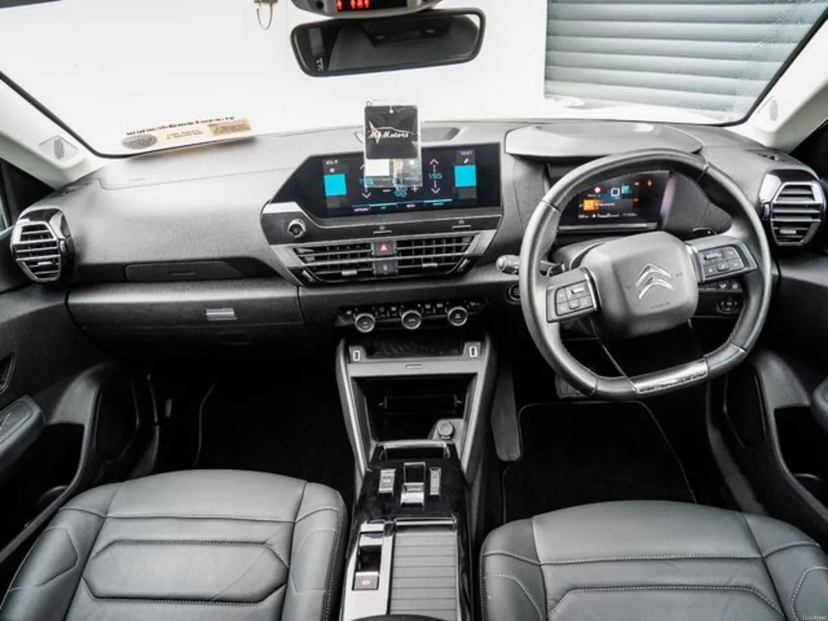 Citroen C4 1.5 Bhdi Shine+ 130PS 5DR Auto - Image 3
