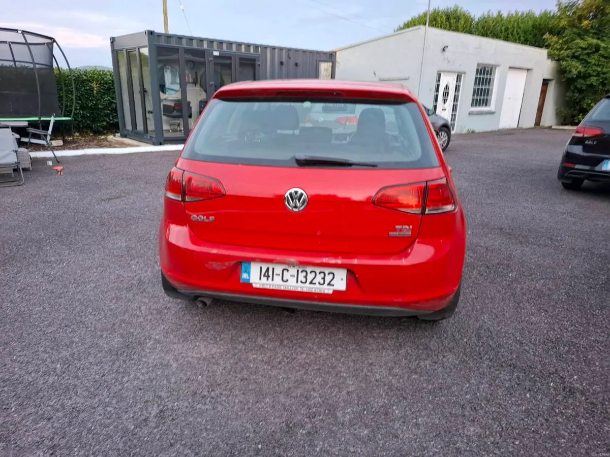 Volkswagon golf - Image 5