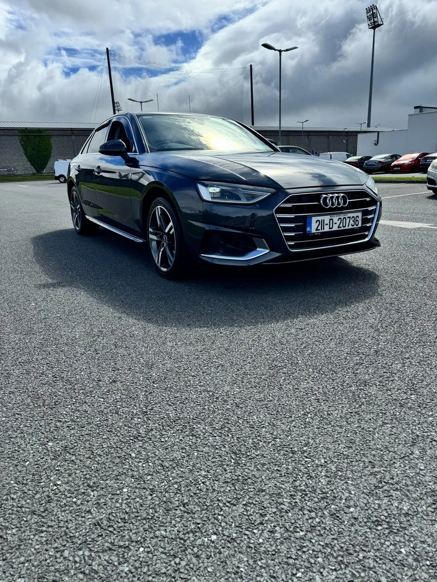 AUDI A4 LIMOUSINE 30 TDI 136BHP S-TRONIC SE 4DR - Image 2