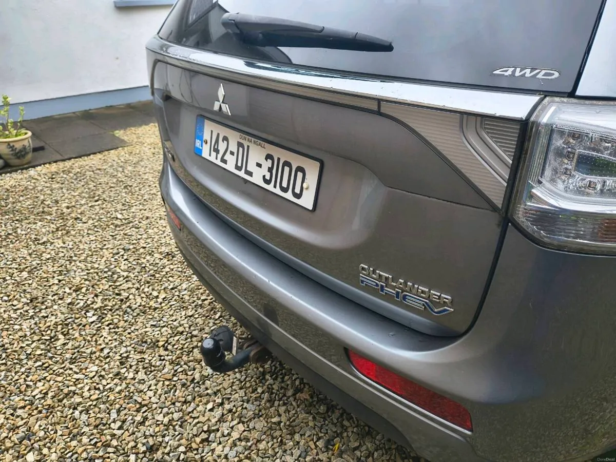 Mitsubishi Outlander 2014 4x4 Hybrid New NCT - Image 2