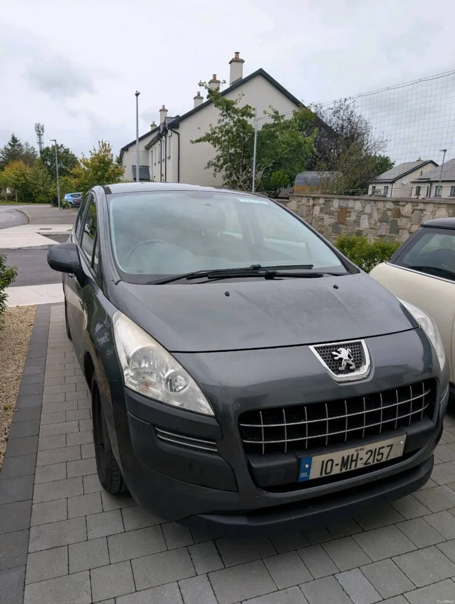 Peugeot 3008 2010 - Image 1