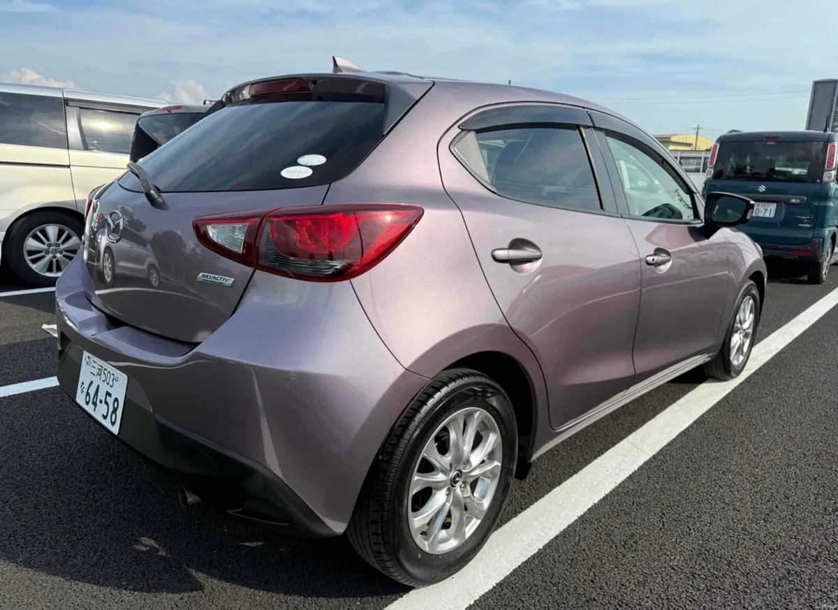 2016 Mazda Demio 1.3 Petrol (Manual) - Image 4