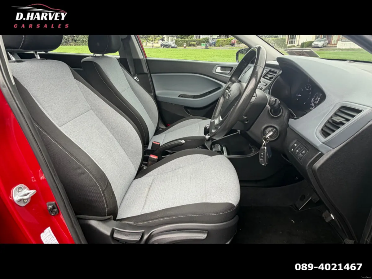 Hyundai i20 1.2 Deluxe |  66Klms | One Owner - Image 2