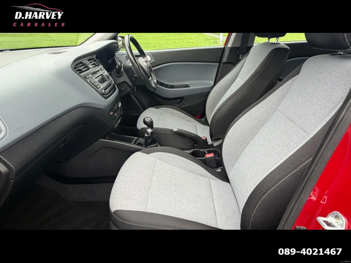 Hyundai i20 1.2 Deluxe |  66Klms | One Owner - Image 6