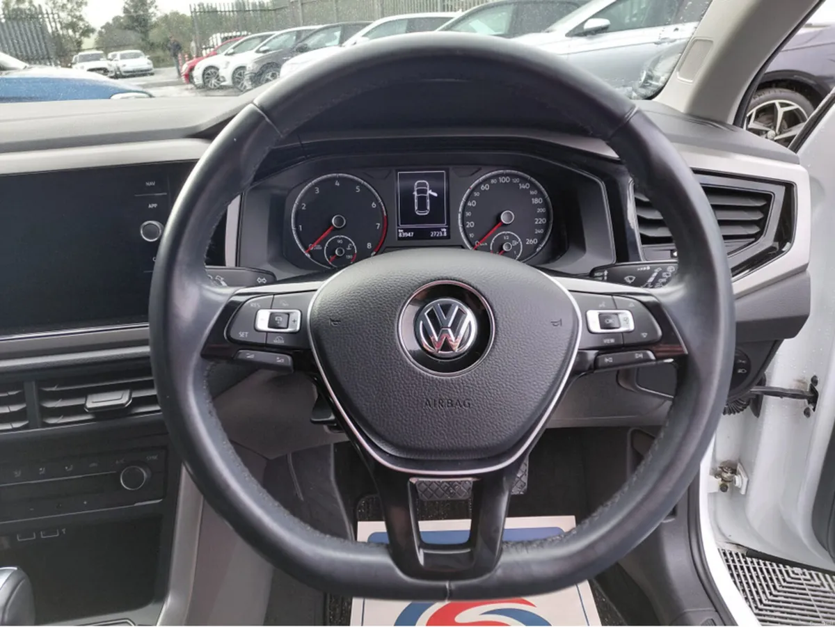 Volkswagen Polo VW Polo 1.0 petrol, auto, loads of - Image 6