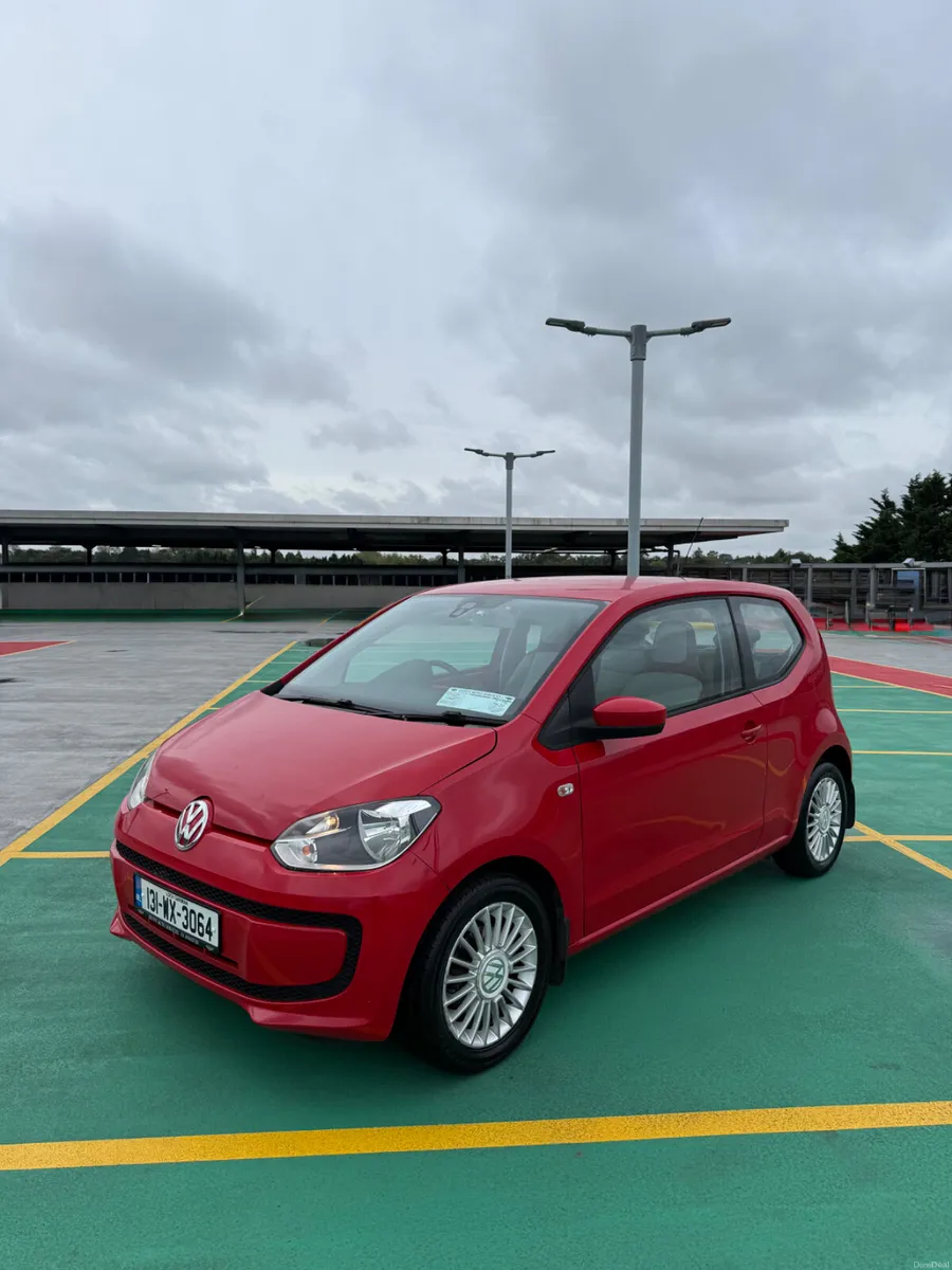 131 Volkswagen Up 1.0 Petrol - VERY LOW MILEAGE - Image 3