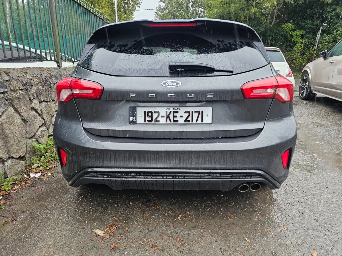 Ford Focus 2019 st-line petrol ⛽️ €10900 - Image 3