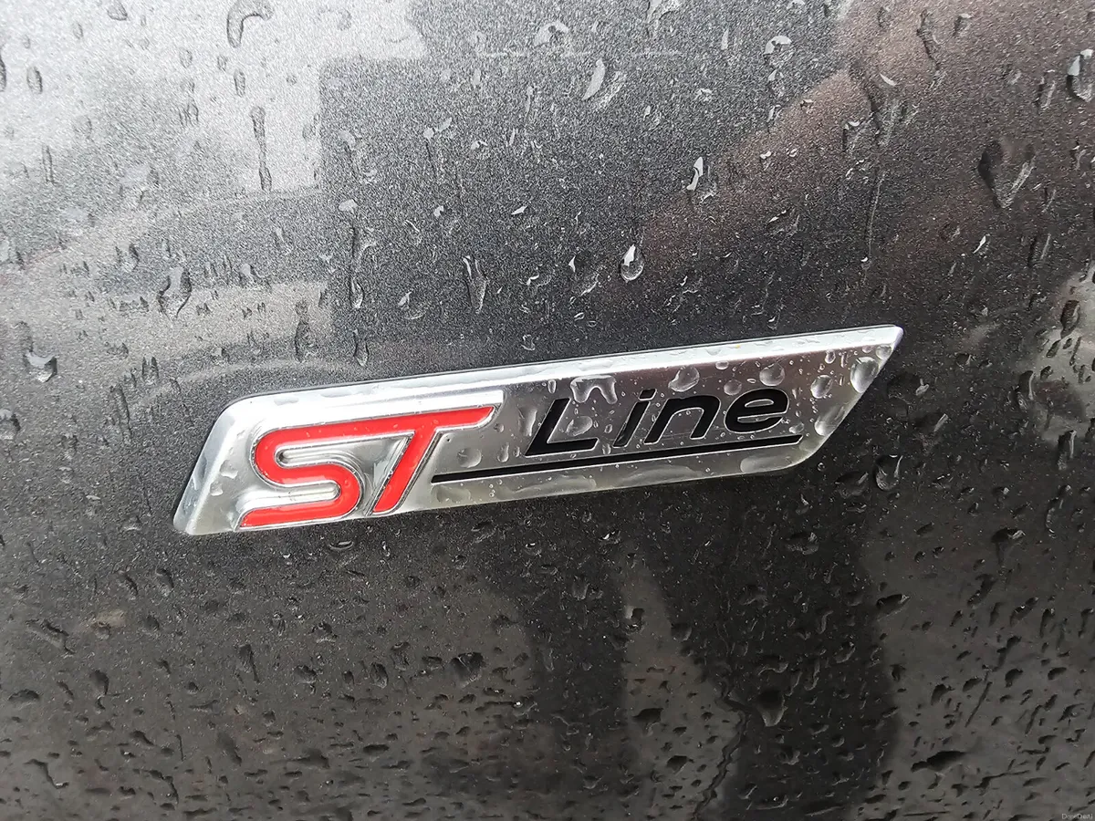 Ford Focus 2019 st-line petrol ⛽️ €10900 - Image 4