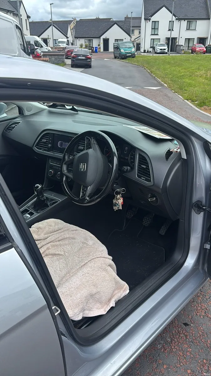 Seat Leon - Image 6
