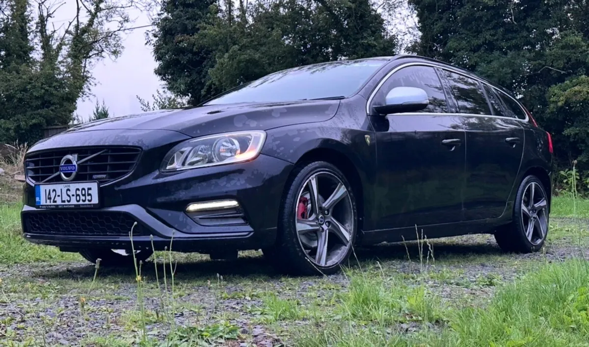 2014 VOLVO V60 2.0 D D4 R-DESIGN 181BHP 5DR - Image 3