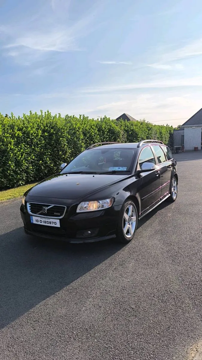 Volvo v50 R design - Image 1