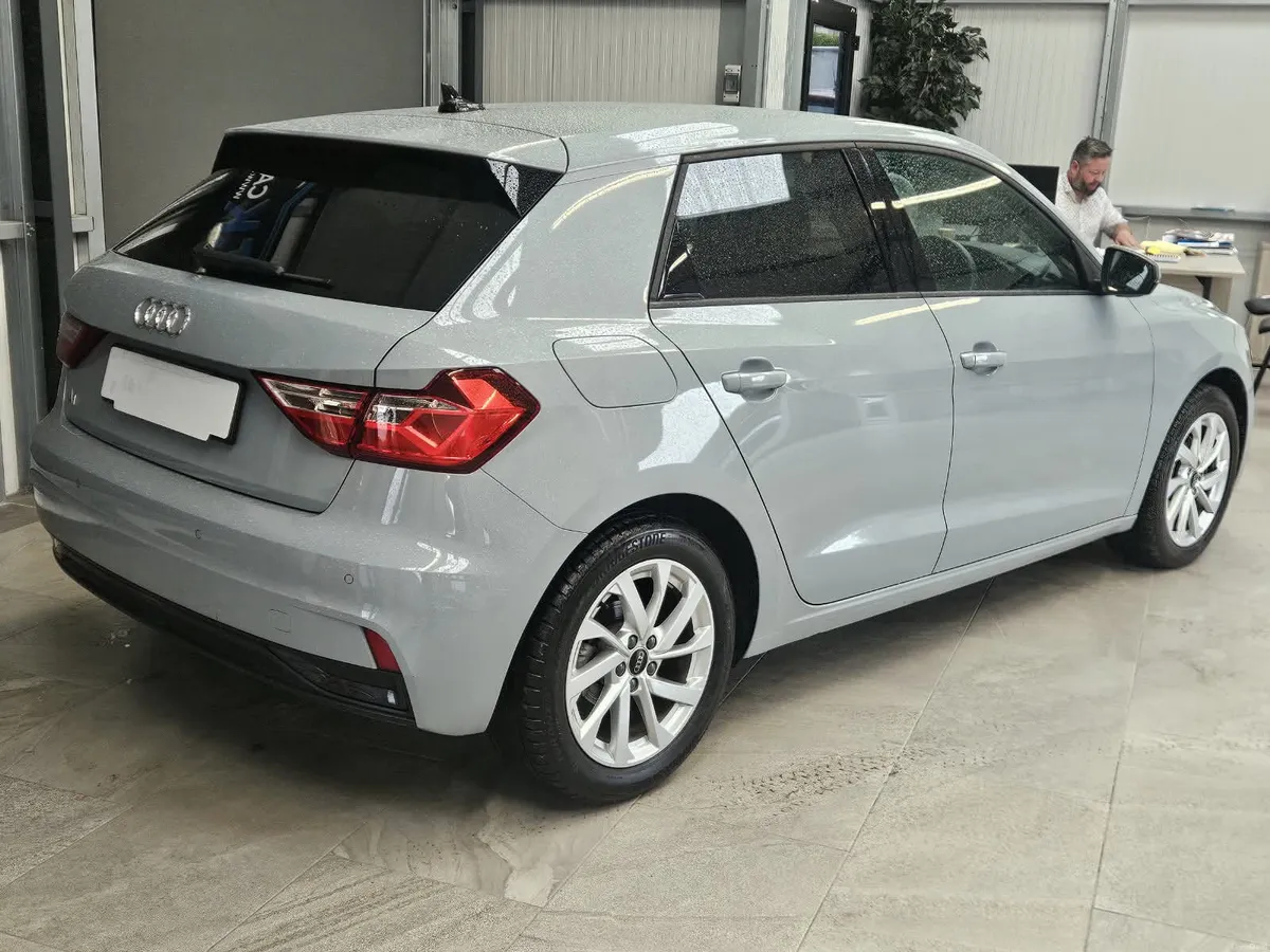 242 AUDI A1 SE 1.0 PETROL - Image 4