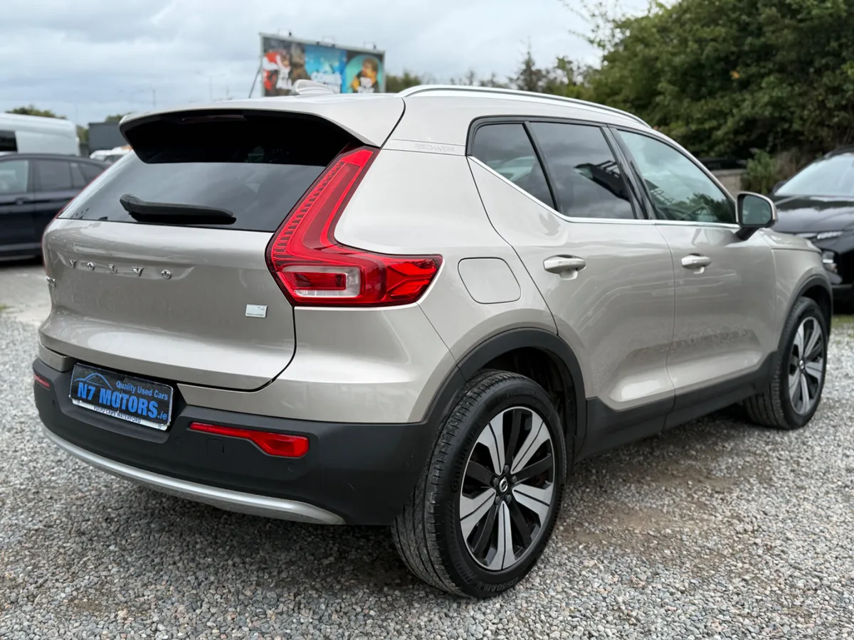 2022 Volvo XC40 PHEV T4 PLUS BRIGHT AUTO - Image 3