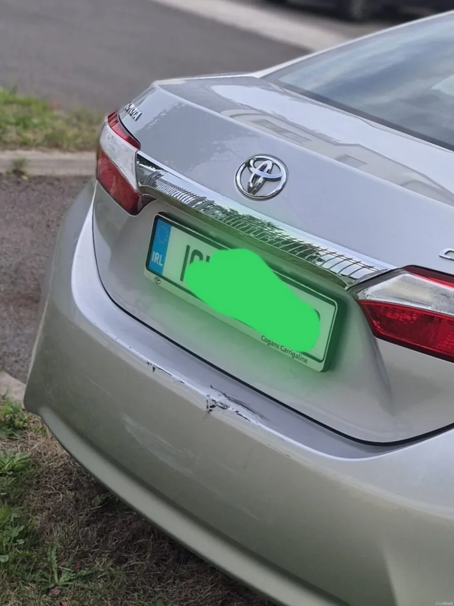 Toyota corolla - Image 6