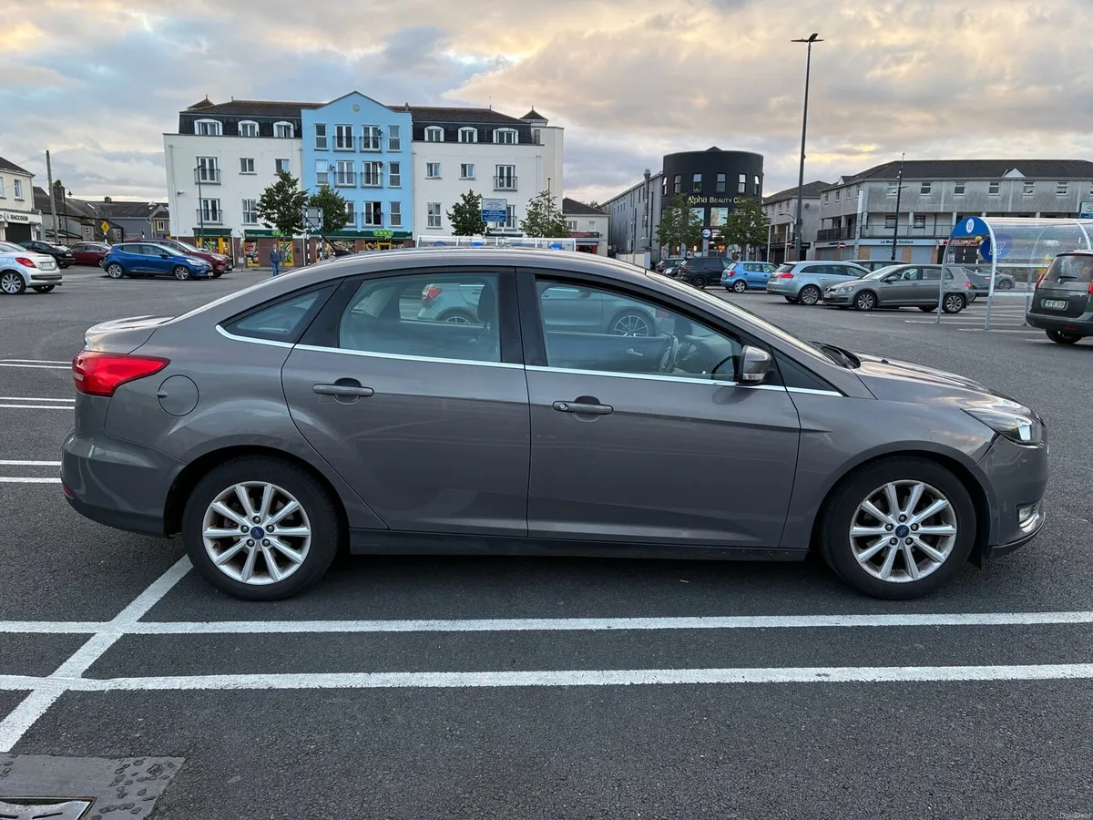 Ford focus - Image 5