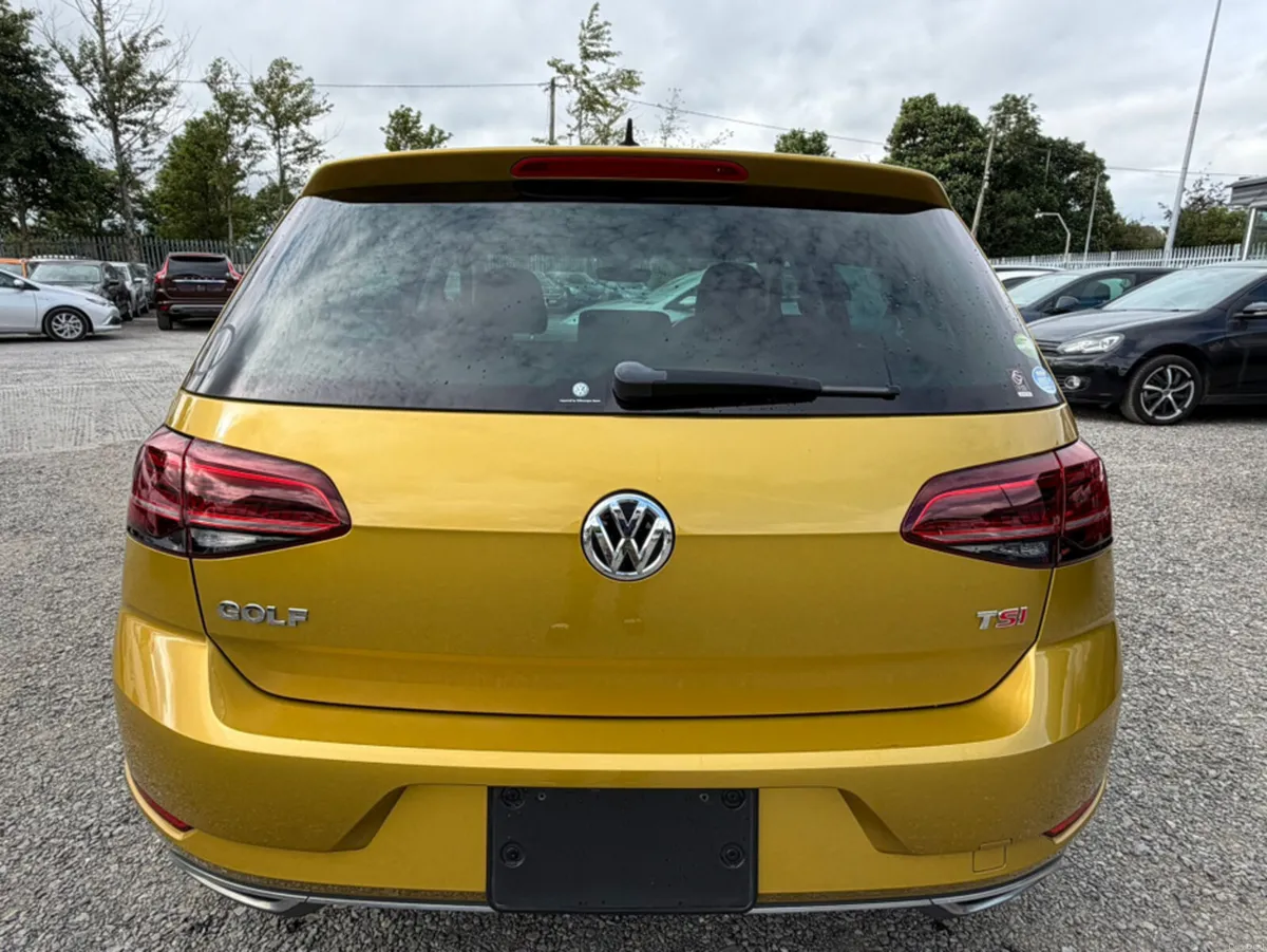 Volkswagen Golf 1.4L Petrol TSI HIGH LINE Automati - Image 5