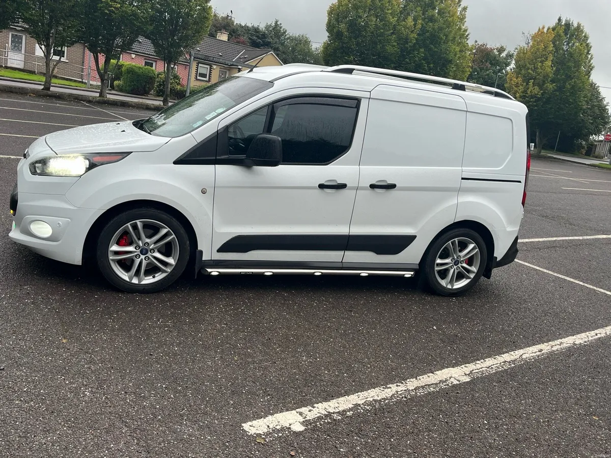 Van - Image 2