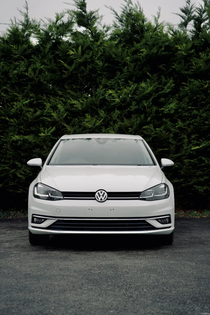 Volkswagen Golf 1.2 TSI Comfortline 2019 - Image 3